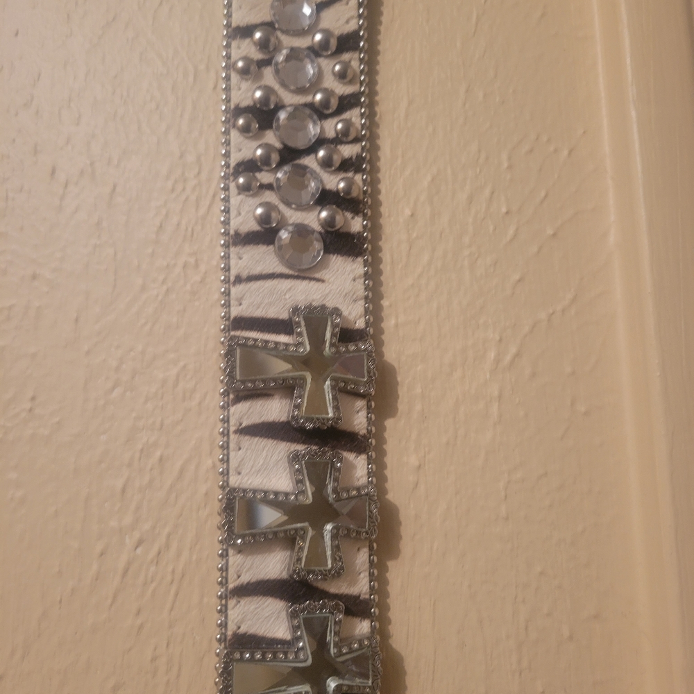 Belt - Picture 3 of 7